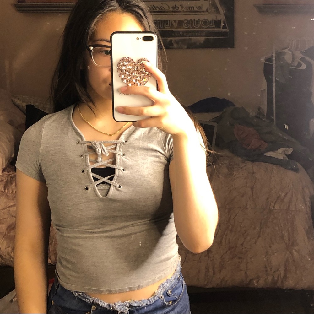 grey crop top
